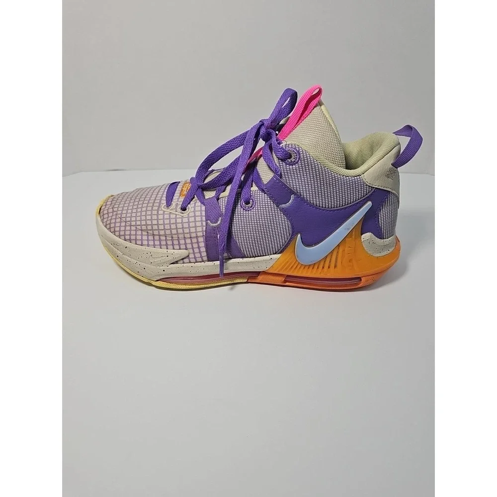 NIKE LEBRON WITNESS 7 SHOES SIZE 5Y YOUTH‎ GRAPE ORANGE